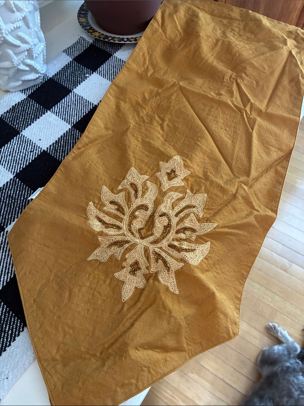 Embroidered Gold Table Runner - Picture 3 of 6
